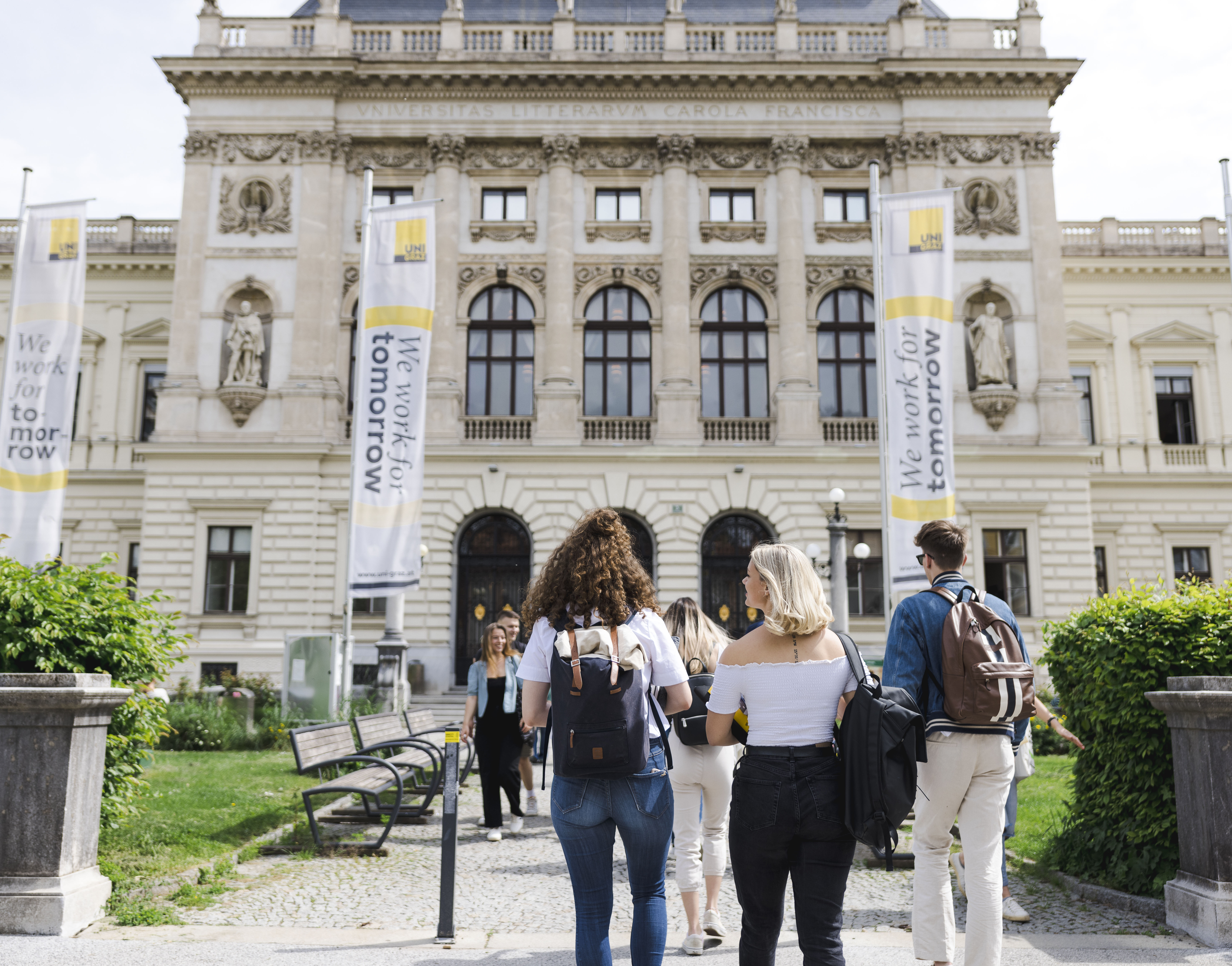 Ansicht Hauptgebäude 